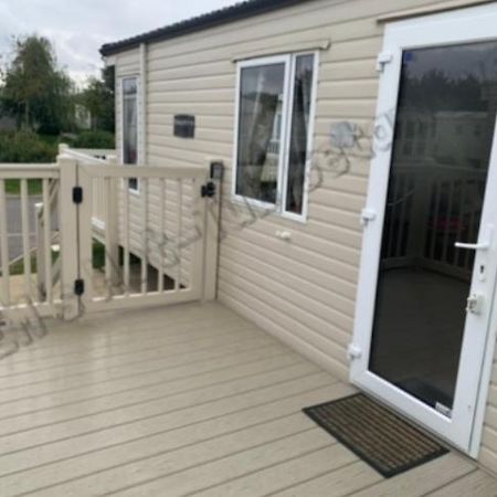 Jems Hot-Tub Getaways 8 Berth At Tattershall Lakes 外观 照片
